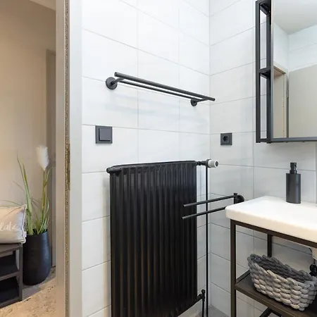 Meisenweg 12 Whg 1 Eg *